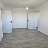 Dristor, farmacia Tei, chiar pe strada Parului, renovat complet, 59 mp